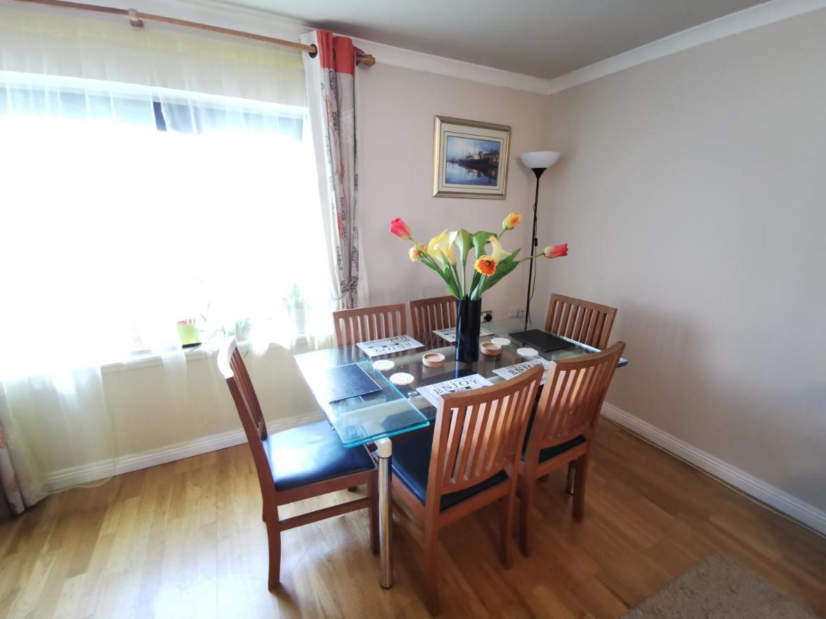 4-Bedroom Apartment Perfect For Families! Edinburgh Luaran gambar