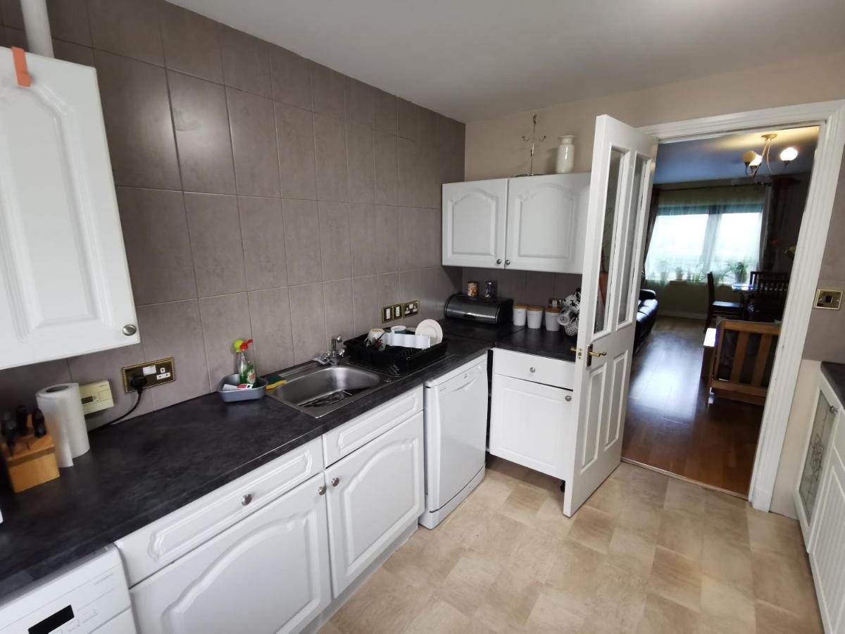 4-Bedroom Apartment Perfect For Families! Edinburgh Luaran gambar